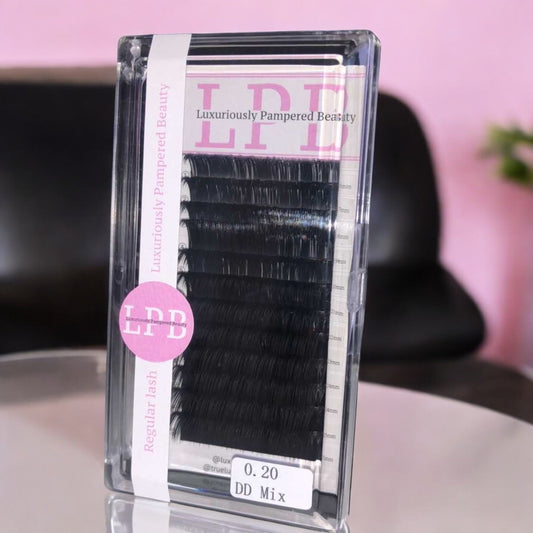 Lash Babe Custom Trays